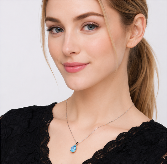 Elegant 925 Sterling Silver Necklace with a sparkling teardrop crystal