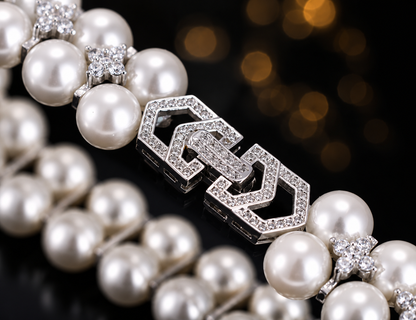 Luxury Pearl Bracelet with Sparkling Crystals – Timeless Elegant Jewelry