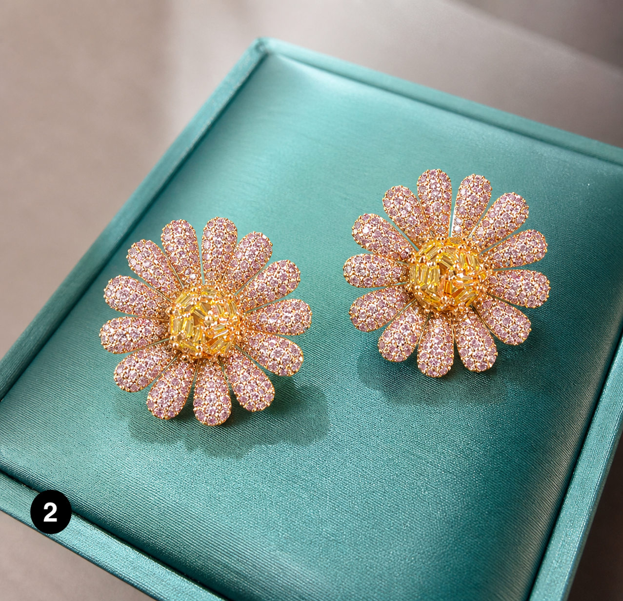 Luxury Daisy Zirconia Stud Earrings – Sparkling Crystal Flower Design