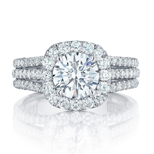 Luxury Women’s Ring – Sparkling Cubic Zirconia, Perfect for Weddings & Special Occasions