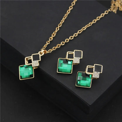 Luxury Geometric Crystal Set – Elegant Necklace & Earrings