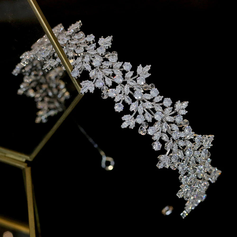 Luxury Crystal Bridal Crown – Elegant Wedding Tiara