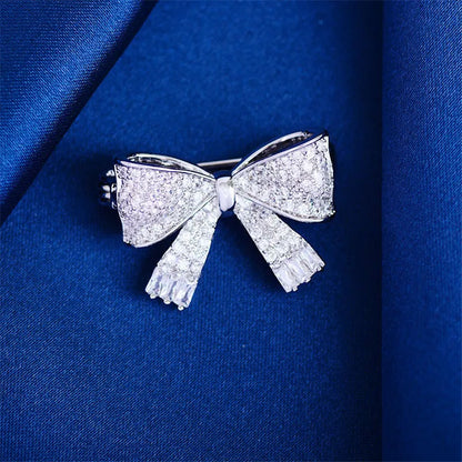 Luxury Zircon Bow Brooch – Elegant and Refined Design for a Sophisticated Look