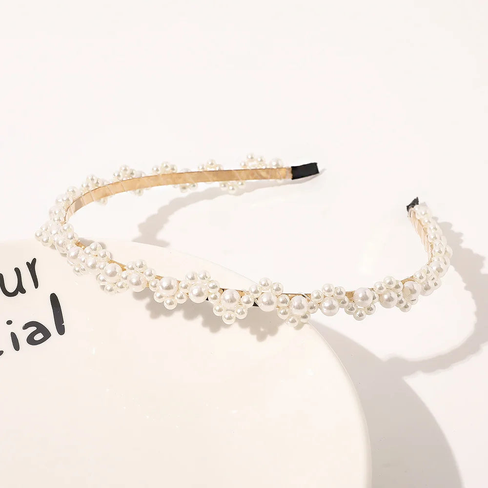 Elegant Pearl Hairband – Women’s Hair Accessory