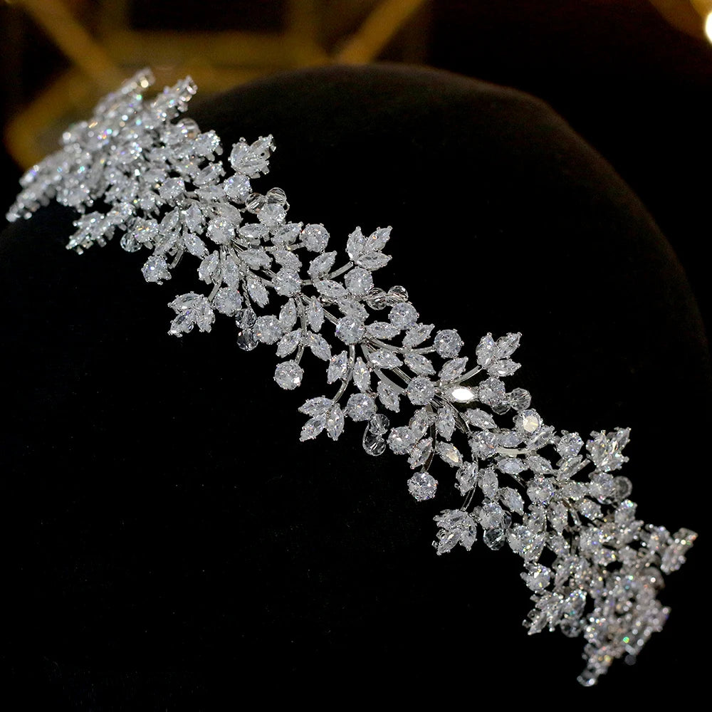 Luxury Crystal Bridal Crown – Elegant Wedding Tiara