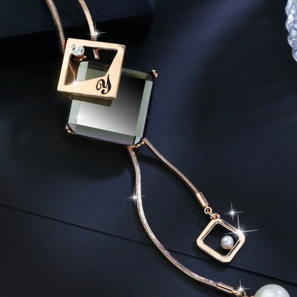 Fashion Long Crystal Pendant Necklace for Women