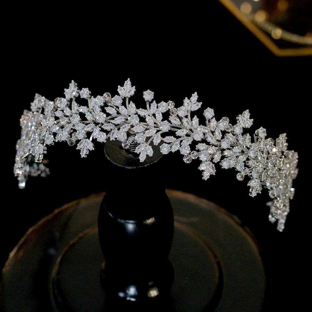Luxury Crystal Bridal Crown – Elegant Wedding Tiara