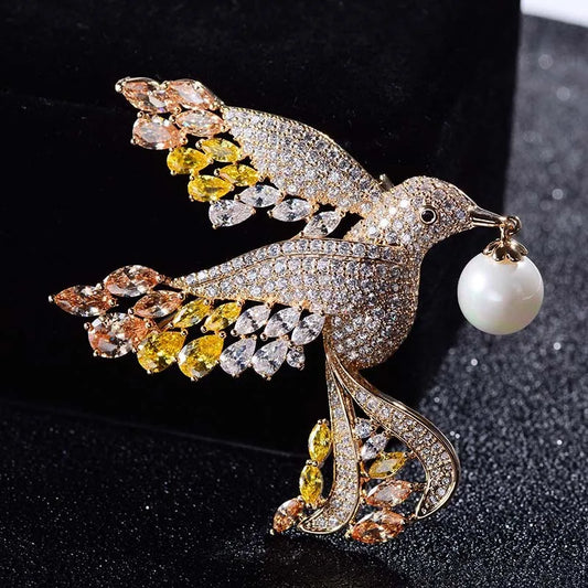 Elegant Bird Brooch with Zircon and Pearl – Luxury Sparkling Jewelry Pin
