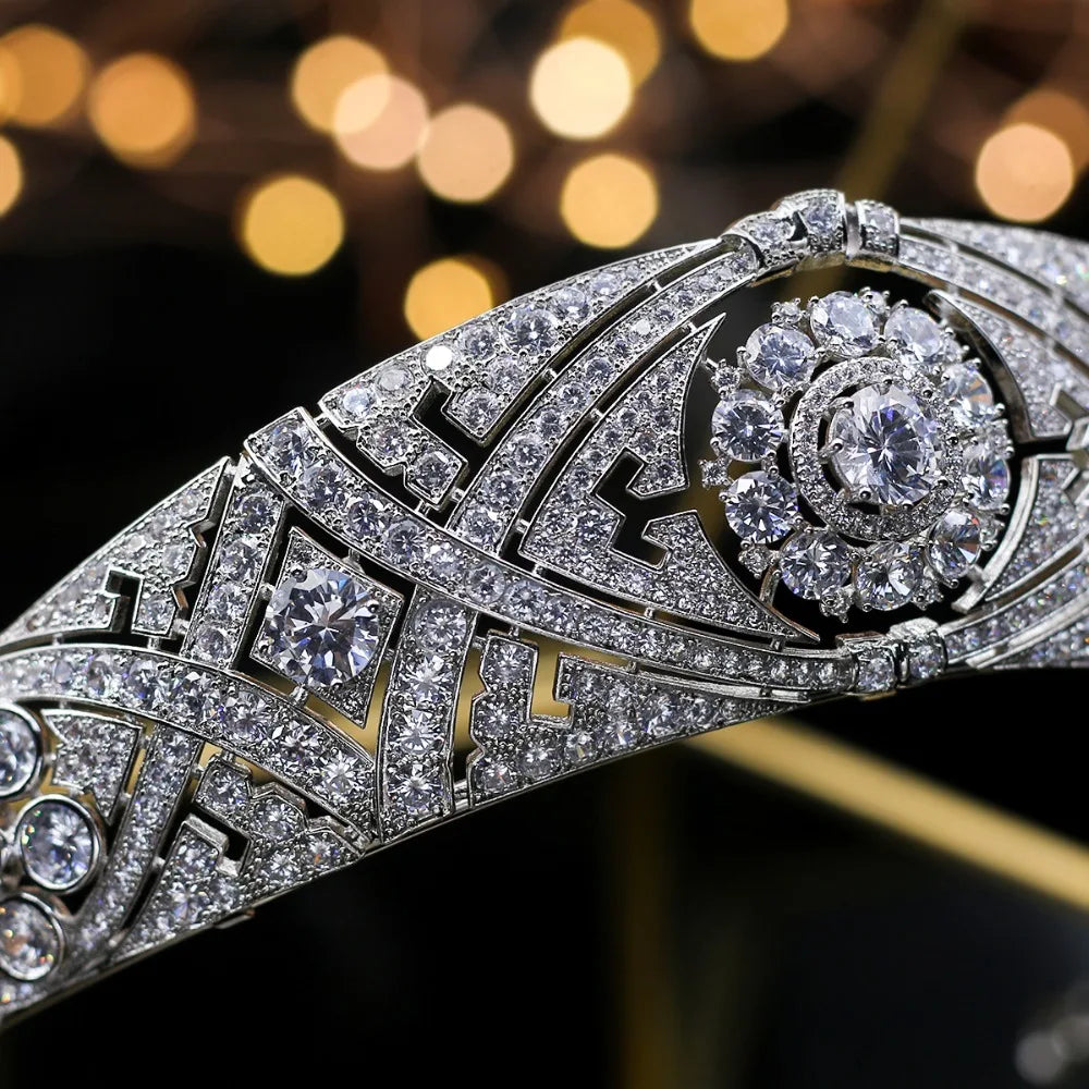 Royal Crystal Bridal Crown – Luxury Wedding Tiara for Brides