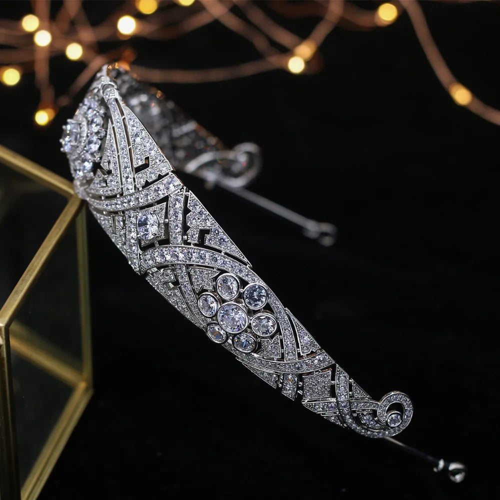 Royal Crystal Bridal Crown – Luxury Wedding Tiara for Brides