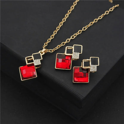 Luxury Geometric Crystal Set – Elegant Necklace & Earrings
