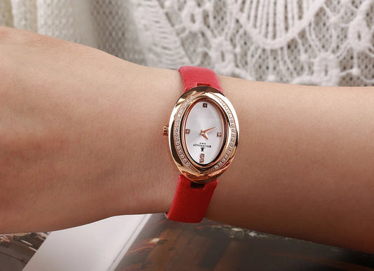 Elegant Oval Women’s Watch – Leather Strap, Crystal Bezel, Luxury Minimalist Design