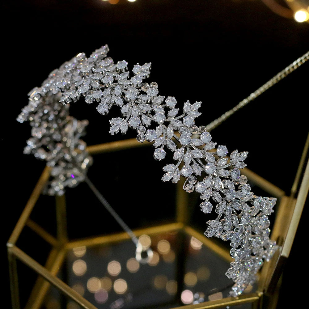 Luxury Crystal Bridal Crown – Elegant Wedding Tiara