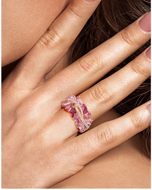 Luxury 925 Sterling Silver Ring – Elegant Design with Sparkling Stones, Perfect for Weddings, Parties & Special Occasions.