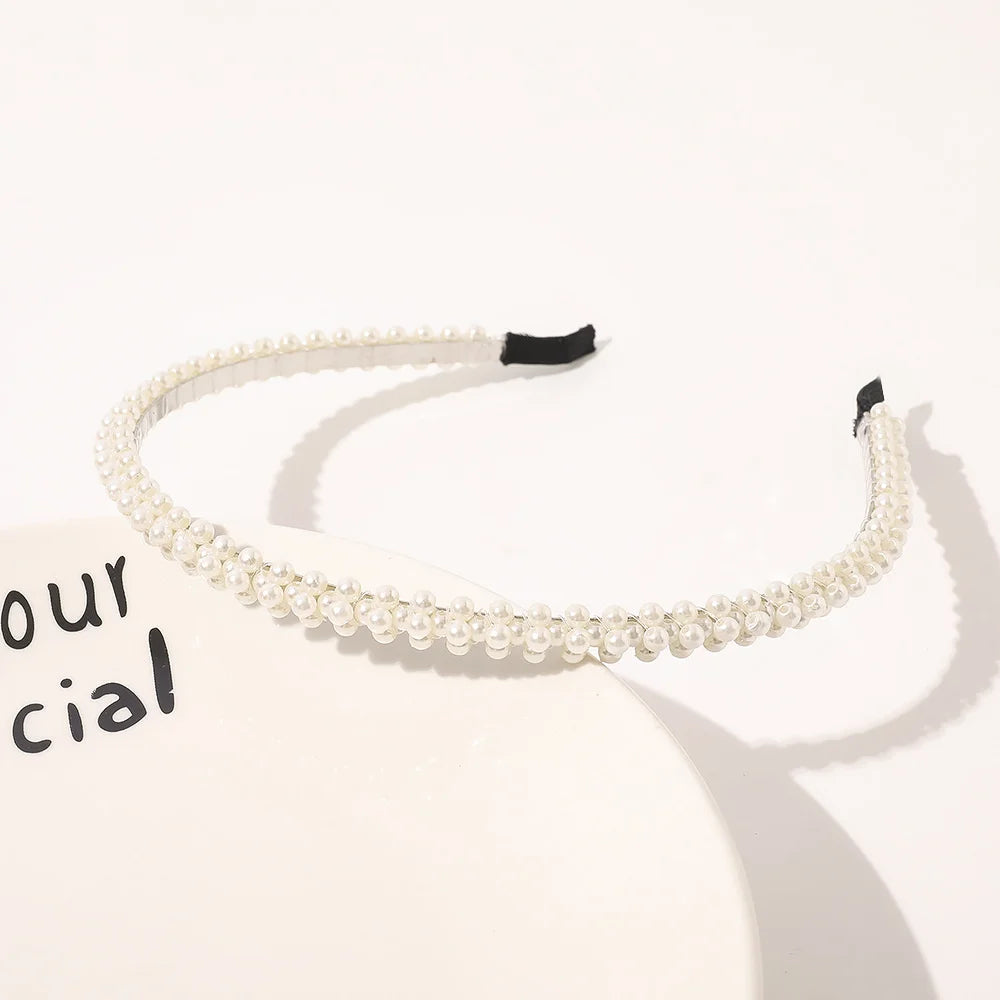Elegant Pearl Hairband – Women’s Hair Accessory