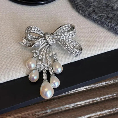 Luxury Crystal Bow Pearl Brooch – Elegant Ribbon Pin for Women