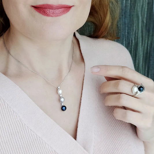 Elegant Pearl Pendant Necklace – A Touch of Sophistication for Every Look