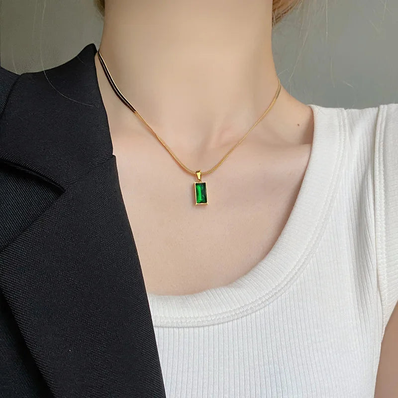 Emerald Green Stainless Steel Set – Necklace & Earrings