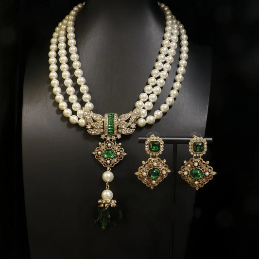 Royal Pearl Jewelry Set with Green Stone Accents