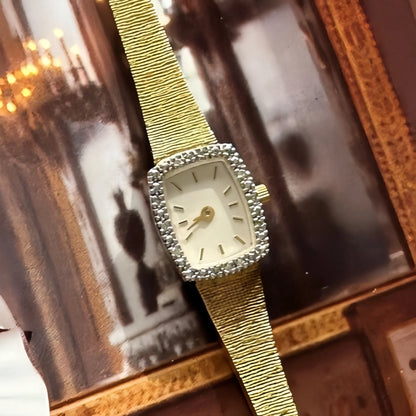 Majestic Vintage Gold Diamond Watch – Timeless Luxury & Quartz Precision