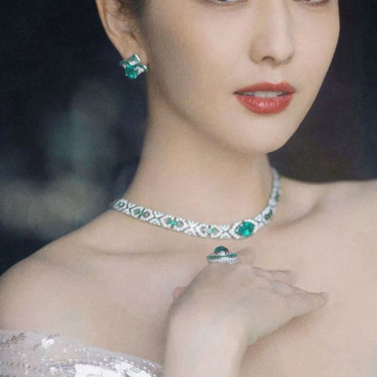 Luxury Emerald Crystal Necklace – 925 Sterling Silver Women’s Elegant Jewelry