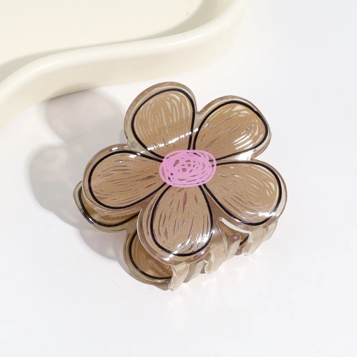 Small Feminine Flower Hair Claw – Cute Pastel Hair Accessory for Women & Girls