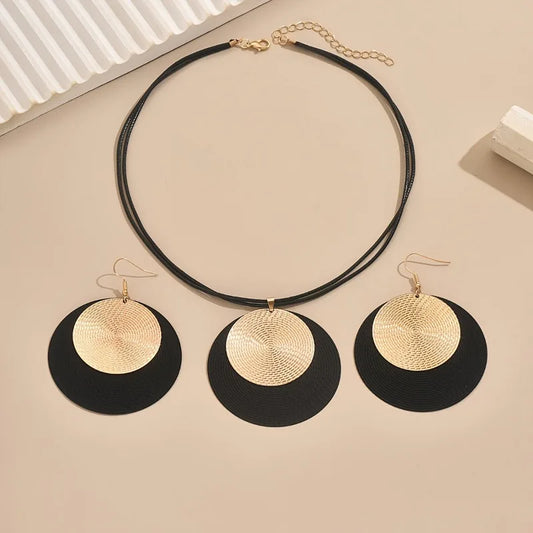 Bold Retro Circle Jewelry Set – Statement Necklace & Earrings for Women