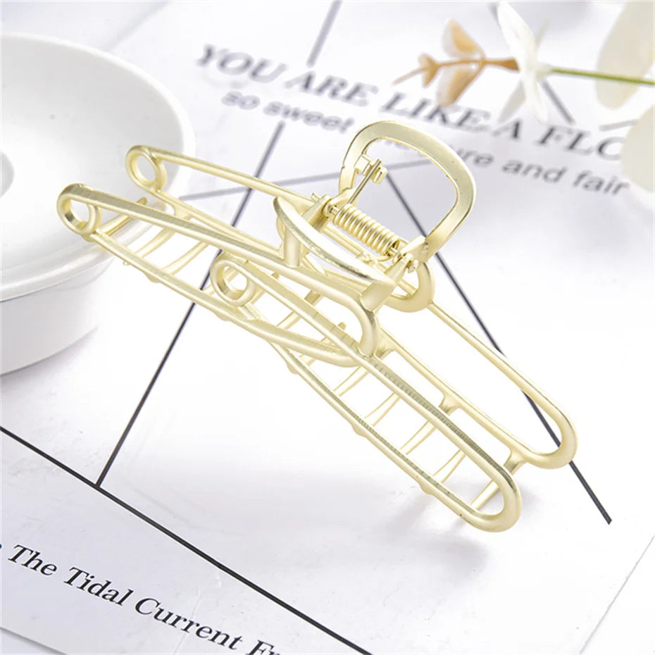 Luxury Metal Hair Claw Clips – Elegant Hair Accessories for Women in Various Designs