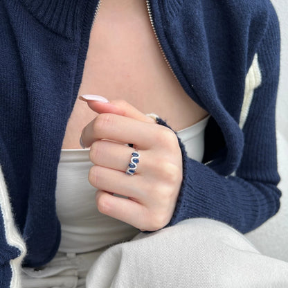 Elegant Women's Ring In 925 Sterling Silver, Adorned With High - Quality Gemstones