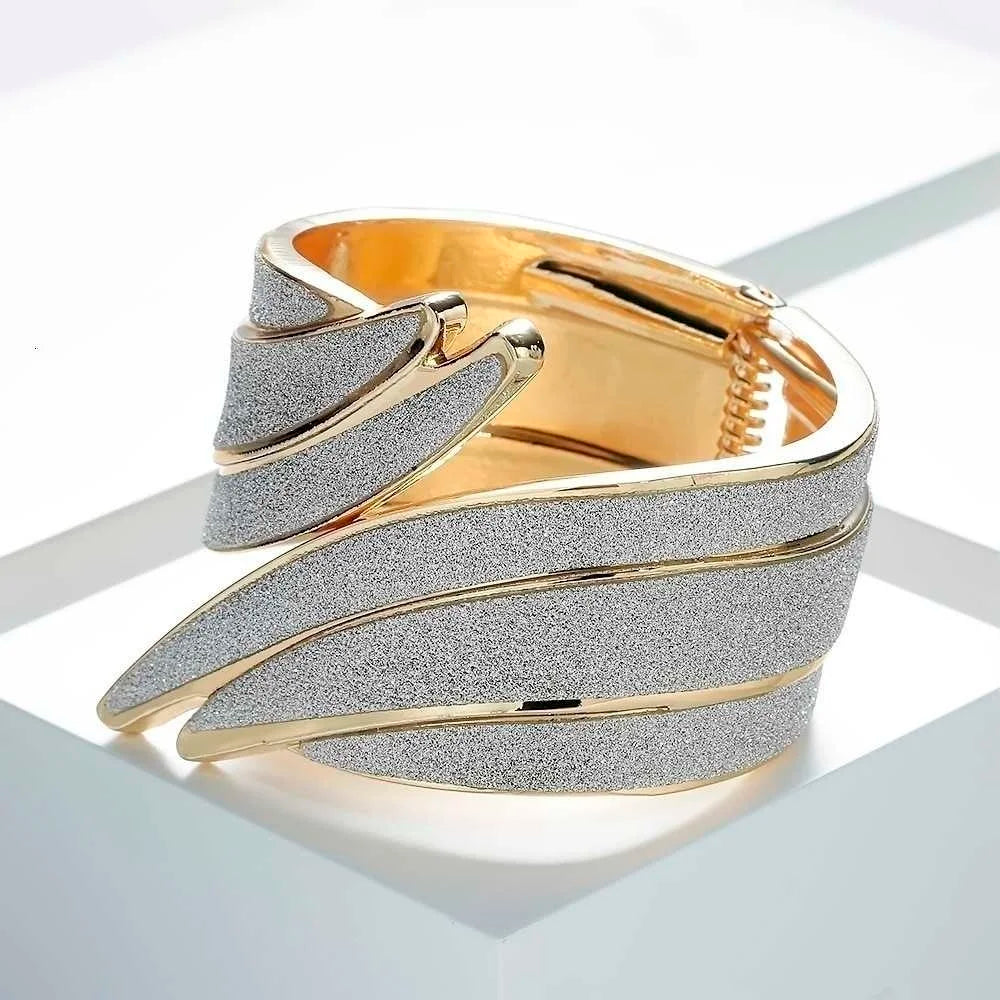 Wide Glitter Cuff Bracelet – Bold & Elegant Statement