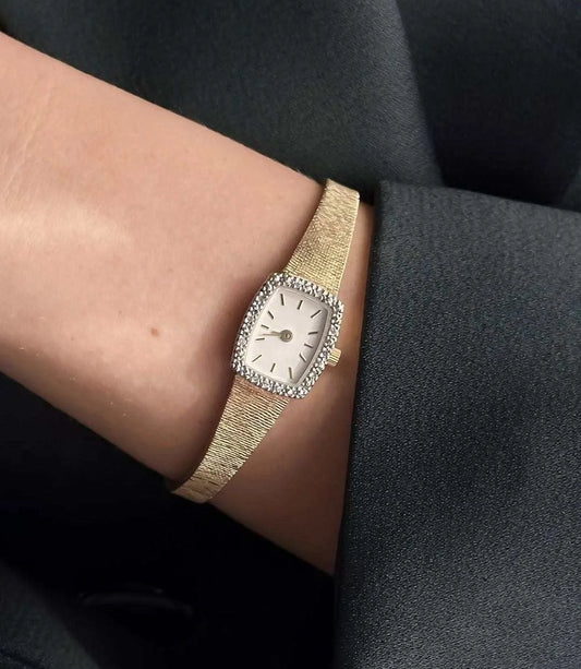 Majestic Vintage Gold Diamond Watch – Timeless Luxury & Quartz Precision