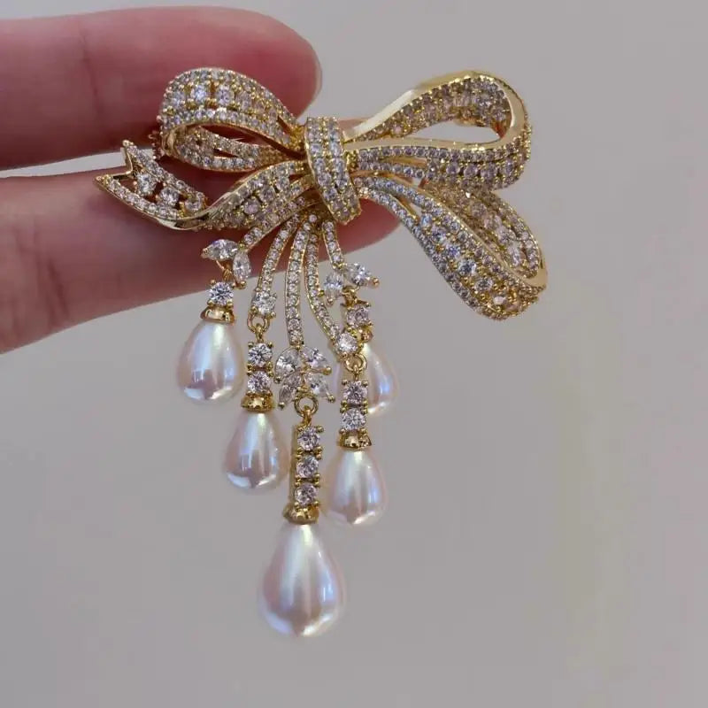 Luxury Crystal Bow Pearl Brooch – Elegant Ribbon Pin for Women