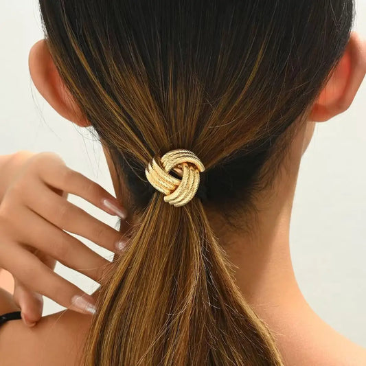 Elegant Gold Knot Hair Tie – Premium Metal Hair Accessory