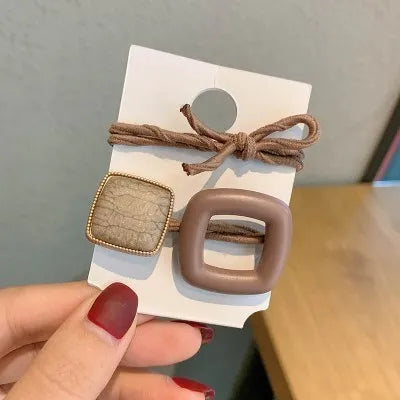 Elegant Matte Square Hair Tie – Premium Minimalist Hair Accessory