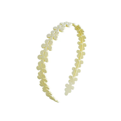 Matte Flower Cut-Out Headband – Stylish Hair Accessory for Women | Soft Acrylic Hair Hoop
