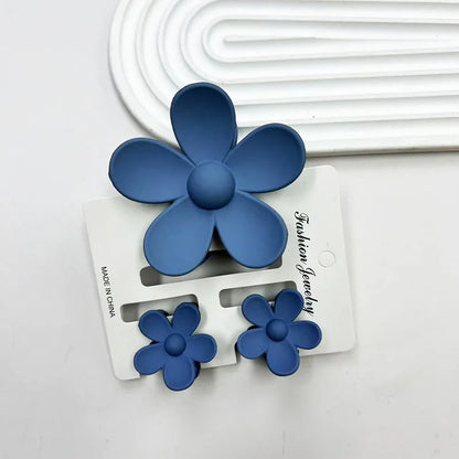 3pcs Pastel Flower Hair Accessories – Soft & Feminine Look