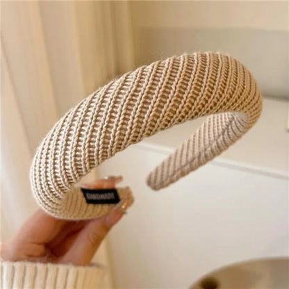 Vintage Padded Checkered Hairband – Soft Wide Sponge Hair Accessory for Women