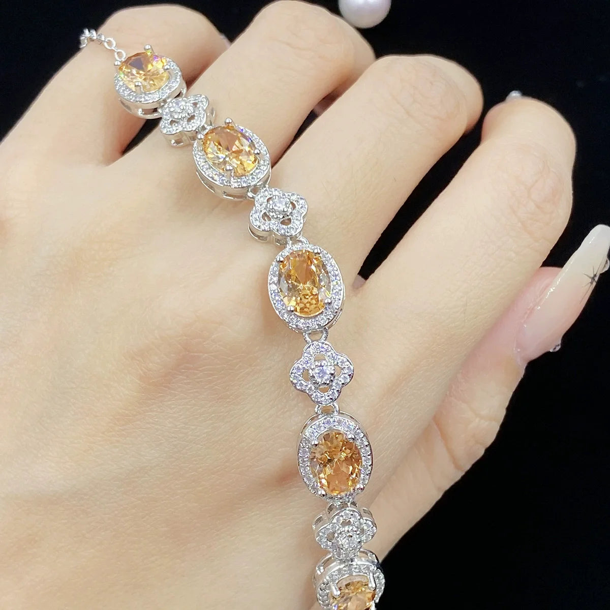Luxury Champagne Gem Bracelet – Sparkling Elegant Women's Jewelry
