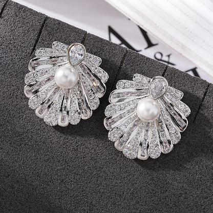 Luxury Shell Zircon Stud Earrings – Elegant Waterdrop Design