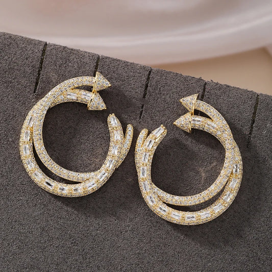 Luxury Double Arrow Earrings – Elegant Gold & Silver Shine