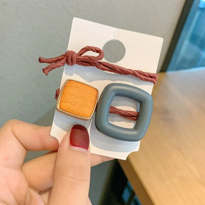 Elegant Matte Square Hair Tie – Premium Minimalist Hair Accessory