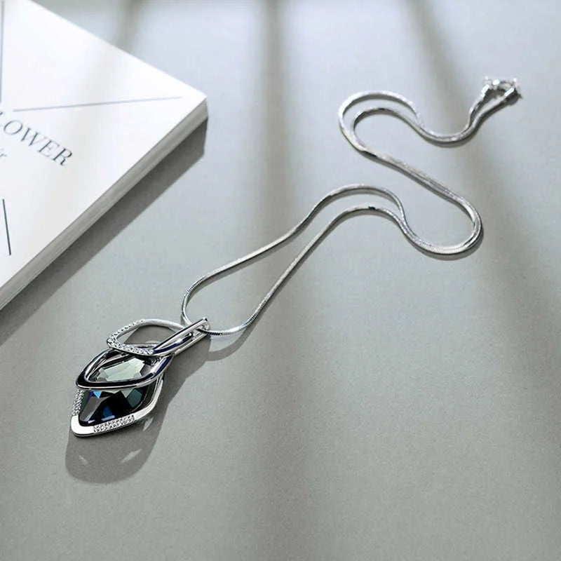 Fashion Long Crystal Pendant Necklace for Women