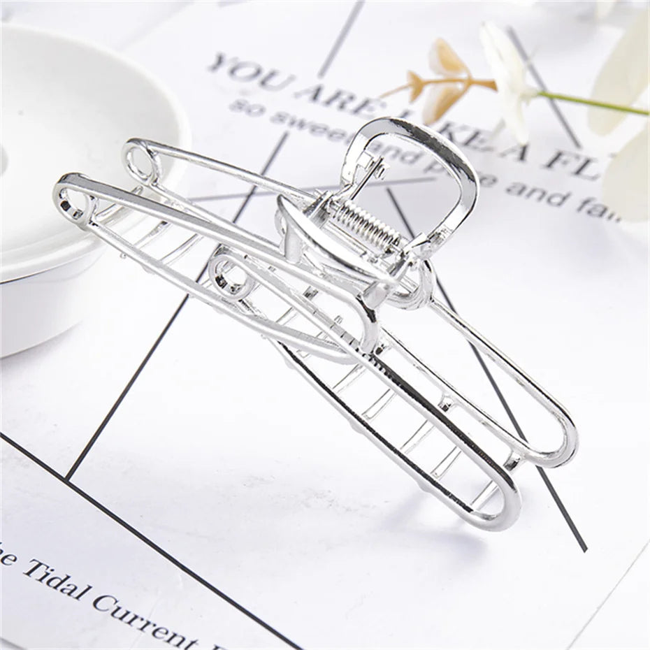 Luxury Metal Hair Claw Clips – Elegant Hair Accessories for Women in Various Designs