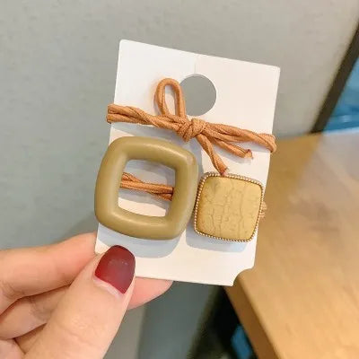 Elegant Matte Square Hair Tie – Premium Minimalist Hair Accessory