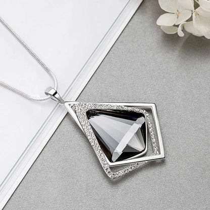 Fashion Long Crystal Pendant Necklace for Women