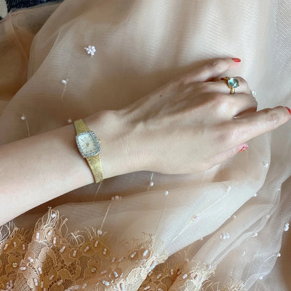 Majestic Vintage Gold Diamond Watch – Timeless Luxury & Quartz Precision