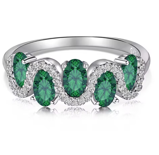 Elegant Women's Ring In 925 Sterling Silver, Adorned With High - Quality Gemstones