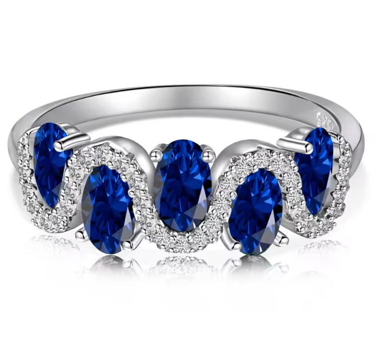 Elegant Women's Ring In 925 Sterling Silver, Adorned With High - Quality Gemstones