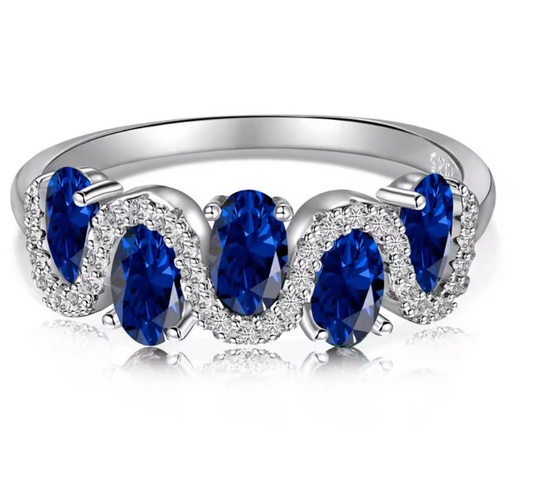 Elegant Women's Ring In 925 Sterling Silver, Adorned With High - Quality Gemstones