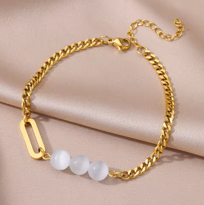 Trendy Colorful Anklets – Elegant Designs for a Fresh Look